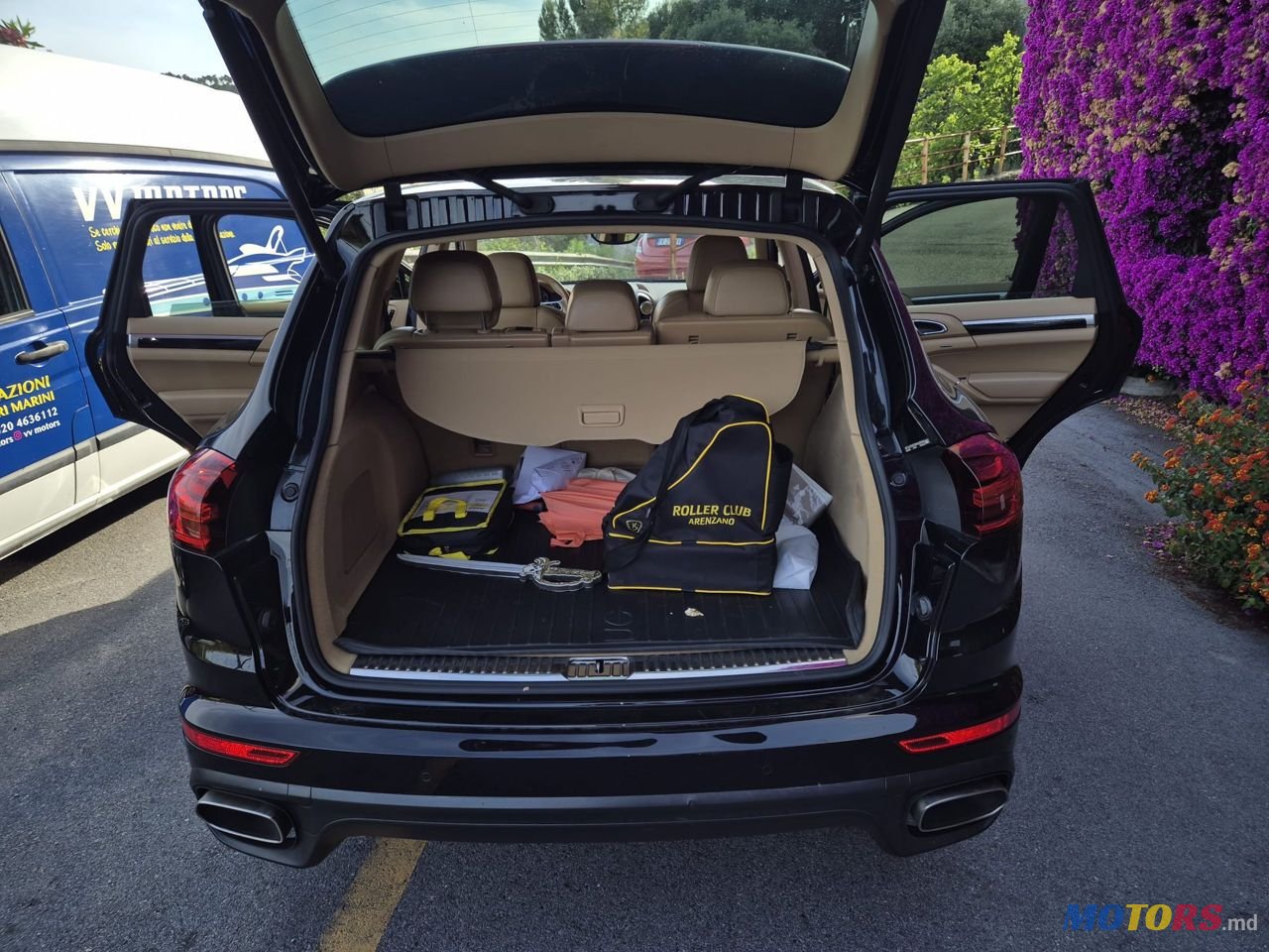 2016' Porsche Cayenne photo #6