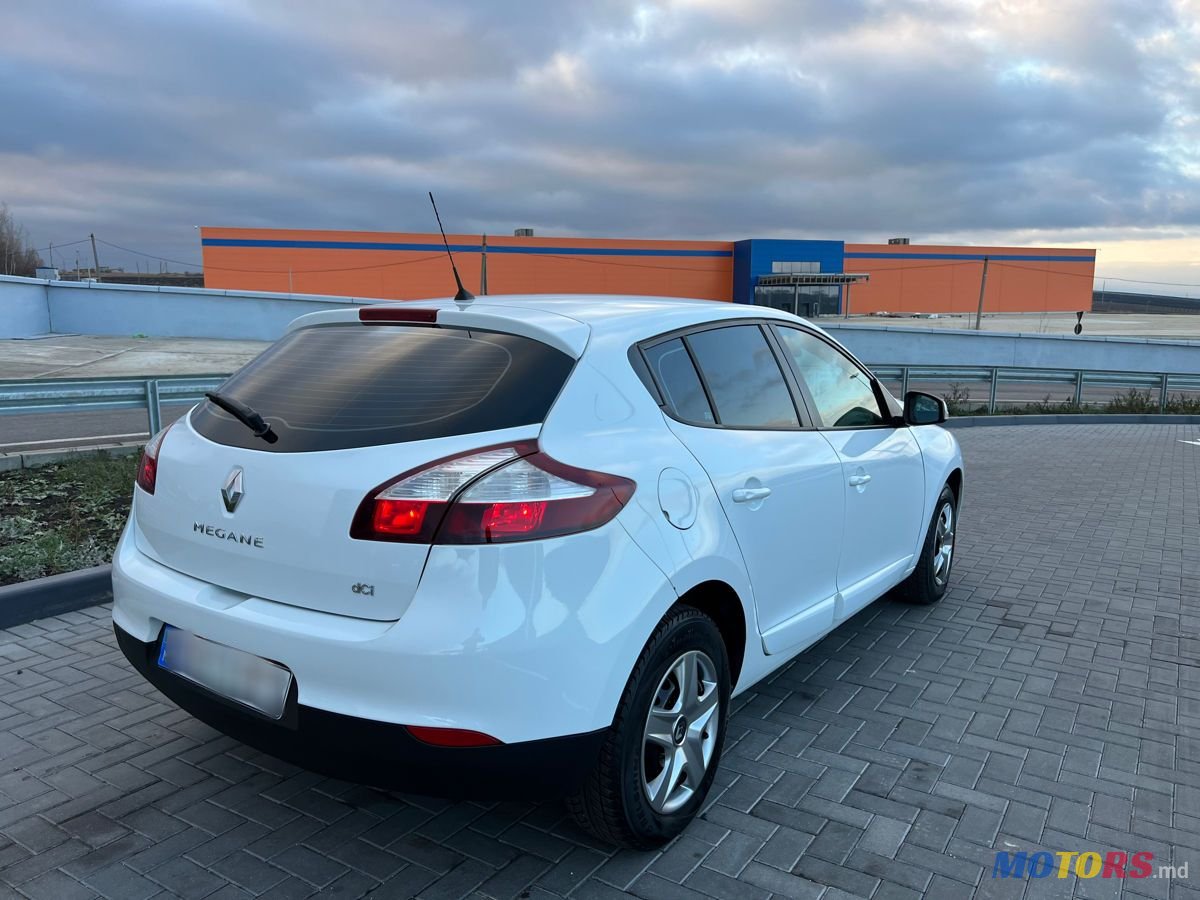 2015' Renault Megane photo #5