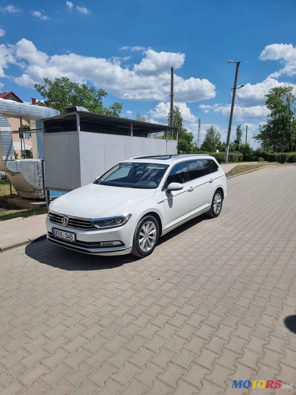 2017' Volkswagen Passat photo #4