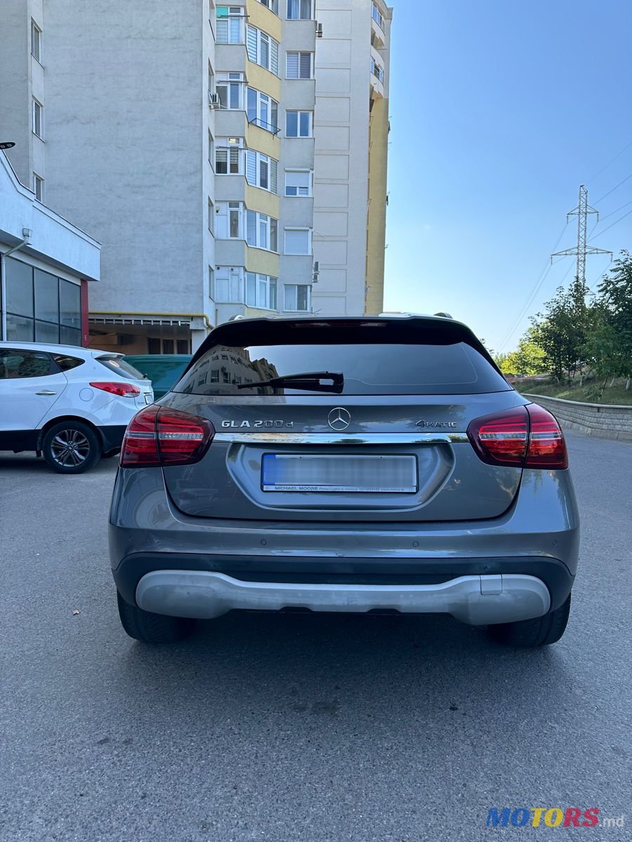 2017' Mercedes-Benz GLA photo #4