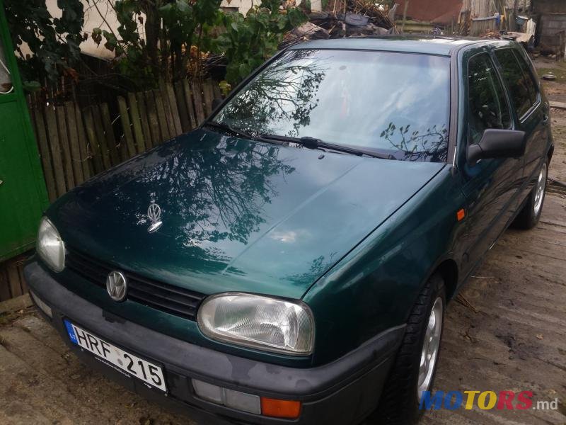 1995' Volkswagen Golf photo #1