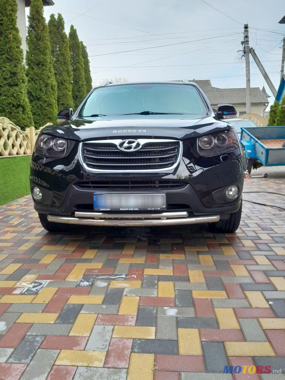 2011' Hyundai Santa Fe photo #3