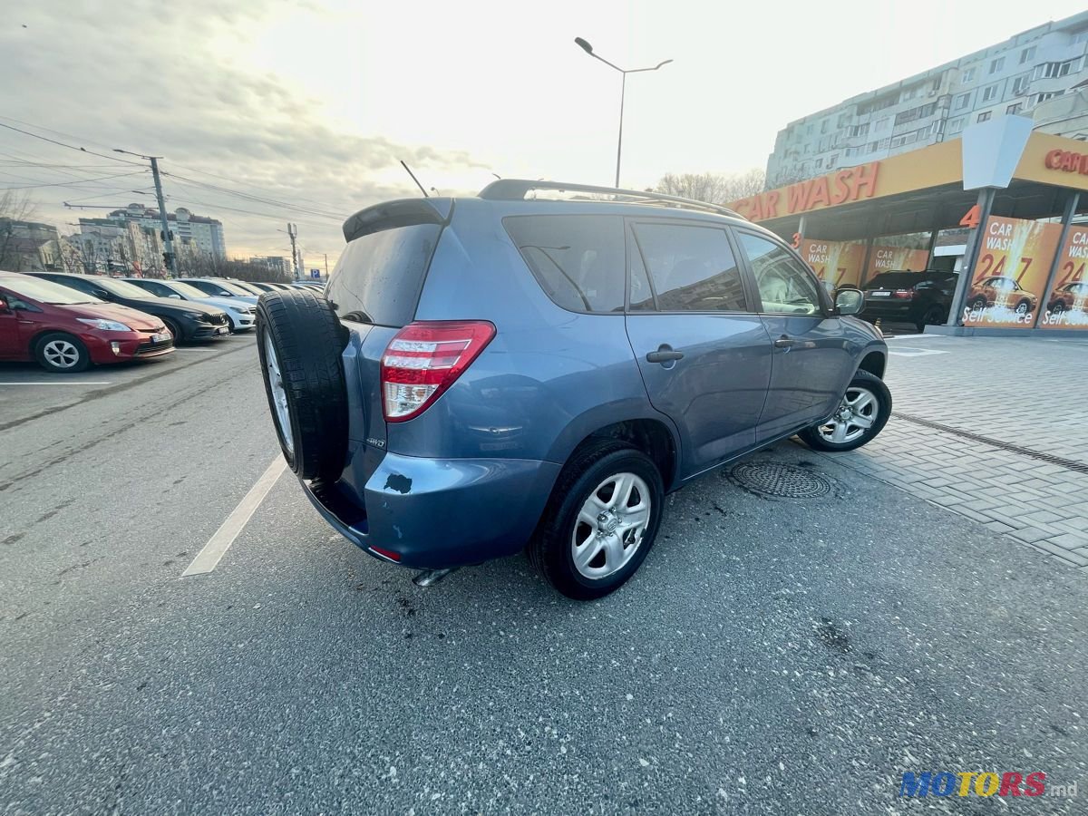 2010' Toyota RAV4 photo #2