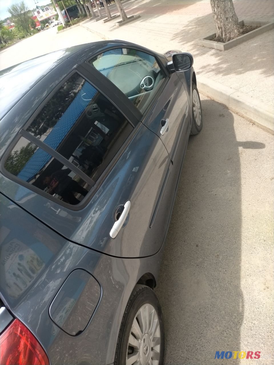 2009' Renault Clio photo #6