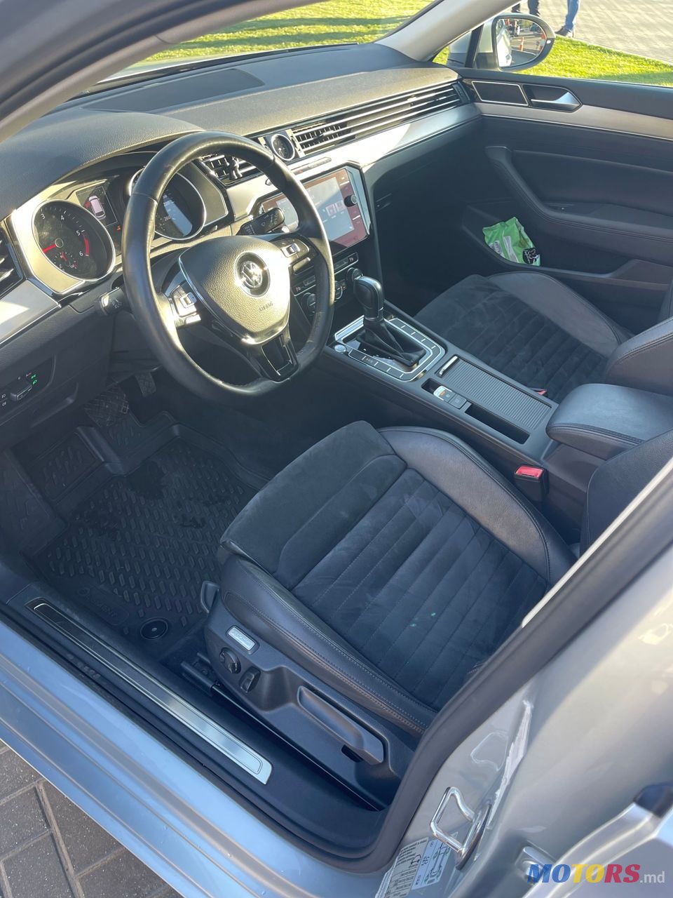 2018' Volkswagen Passat photo #6