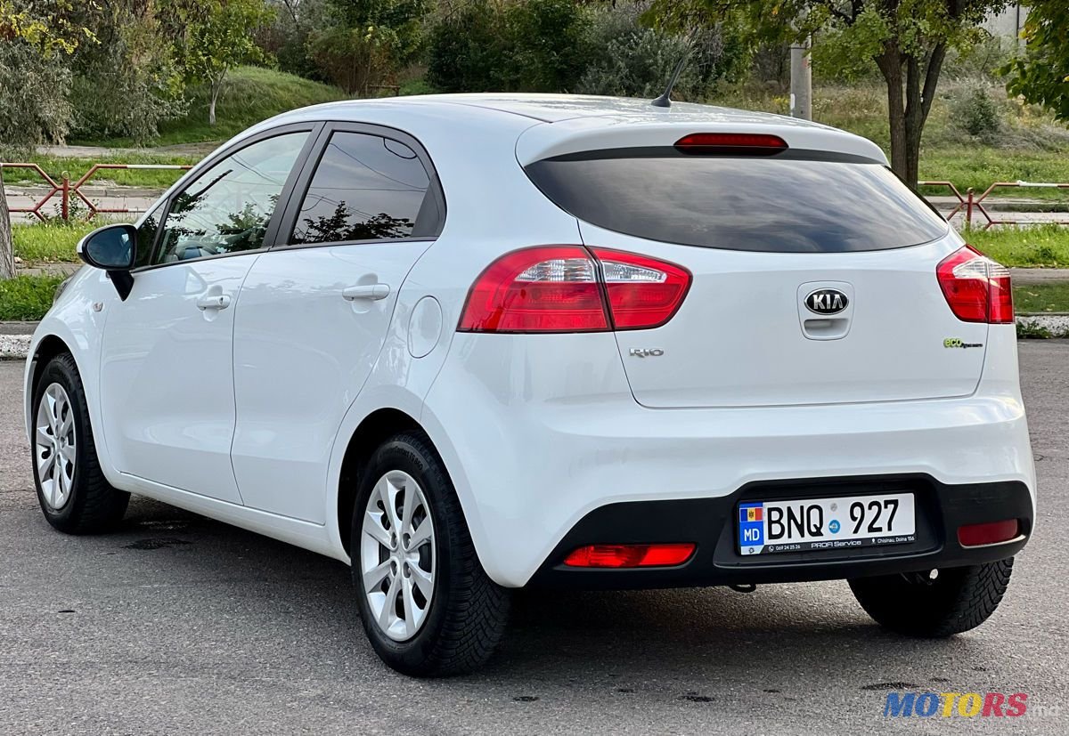 2013' Kia Rio photo #3