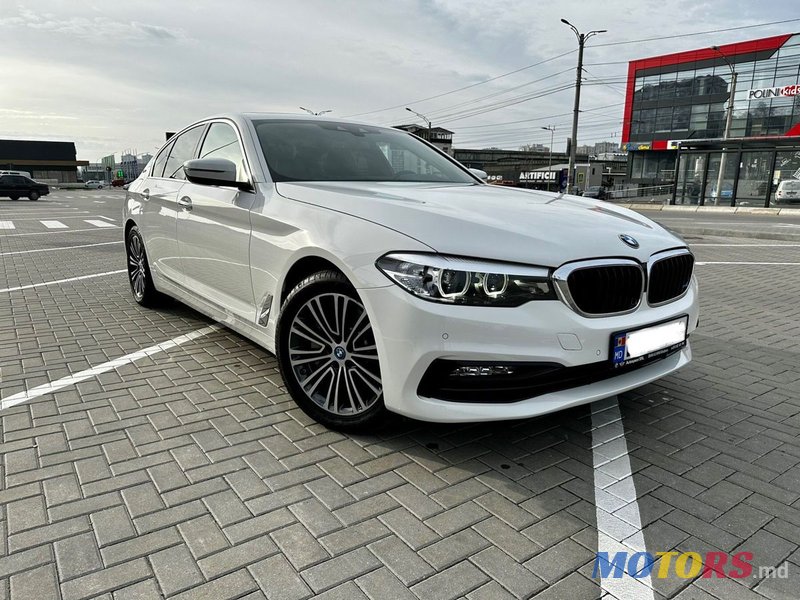 2018' BMW 5 Series photo #1