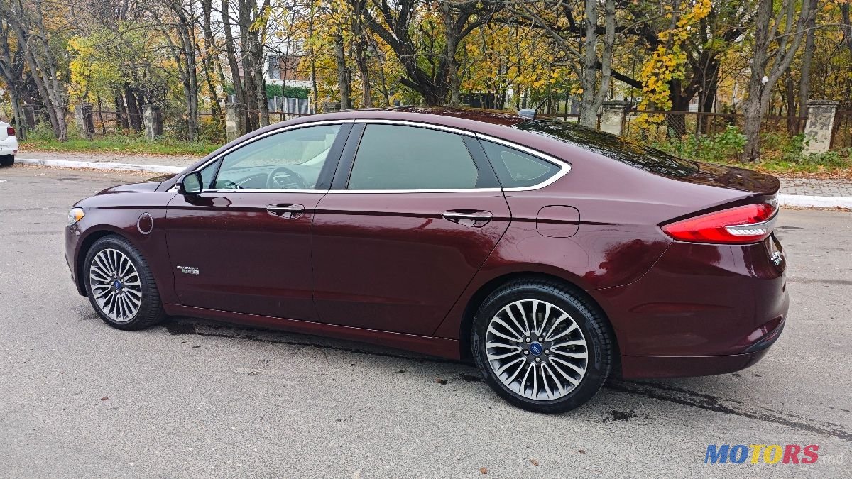 2017' Ford Fusion photo #2