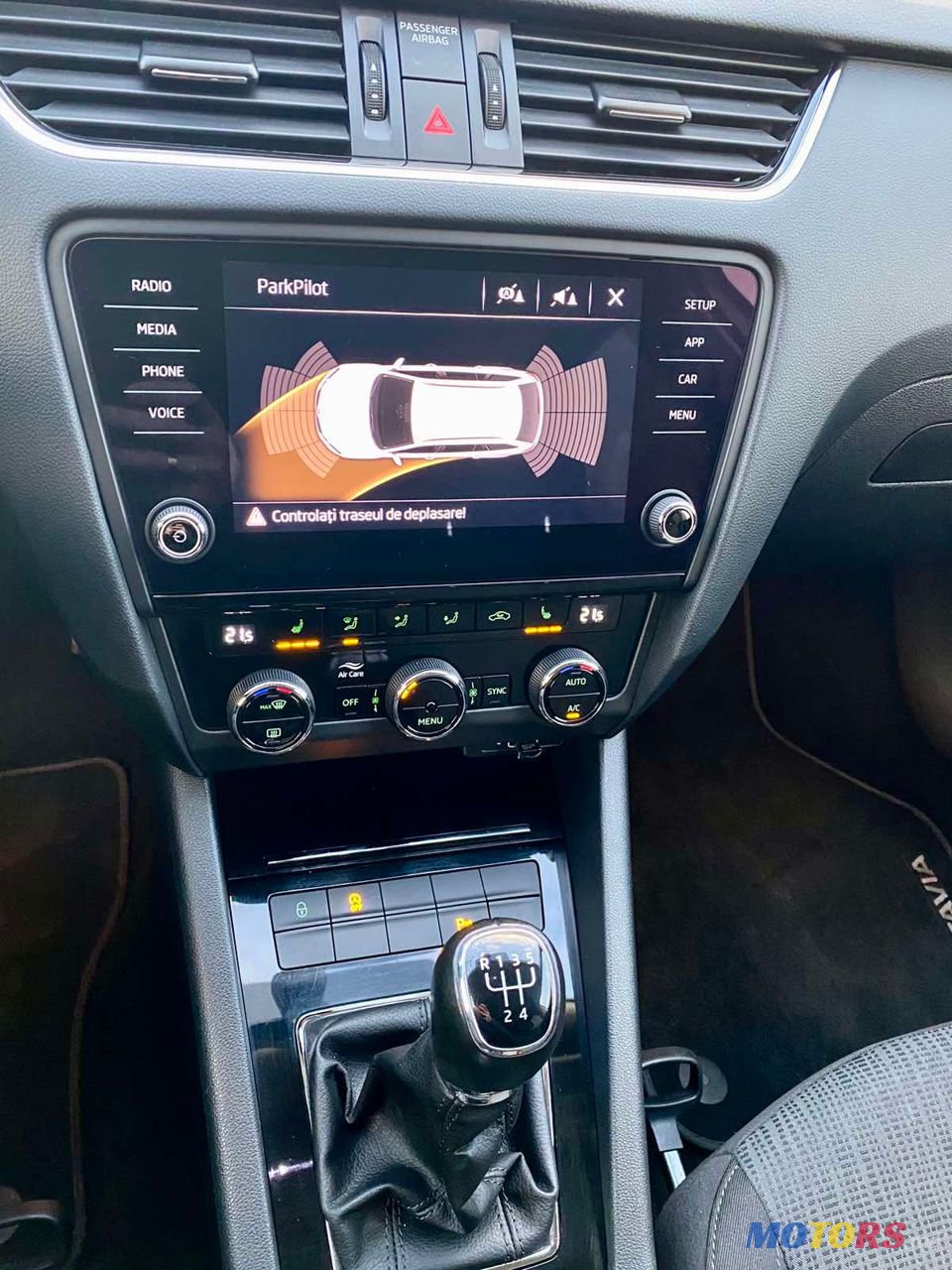 2019' Skoda Octavia photo #5