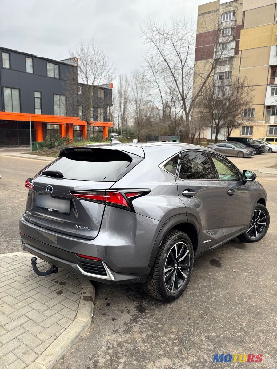 2021' Lexus Nx Series photo #5