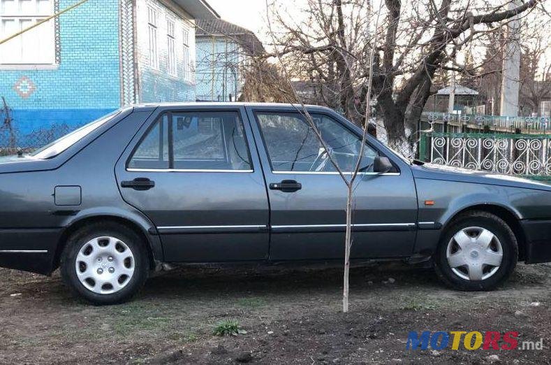 1989' Fiat Croma photo #1