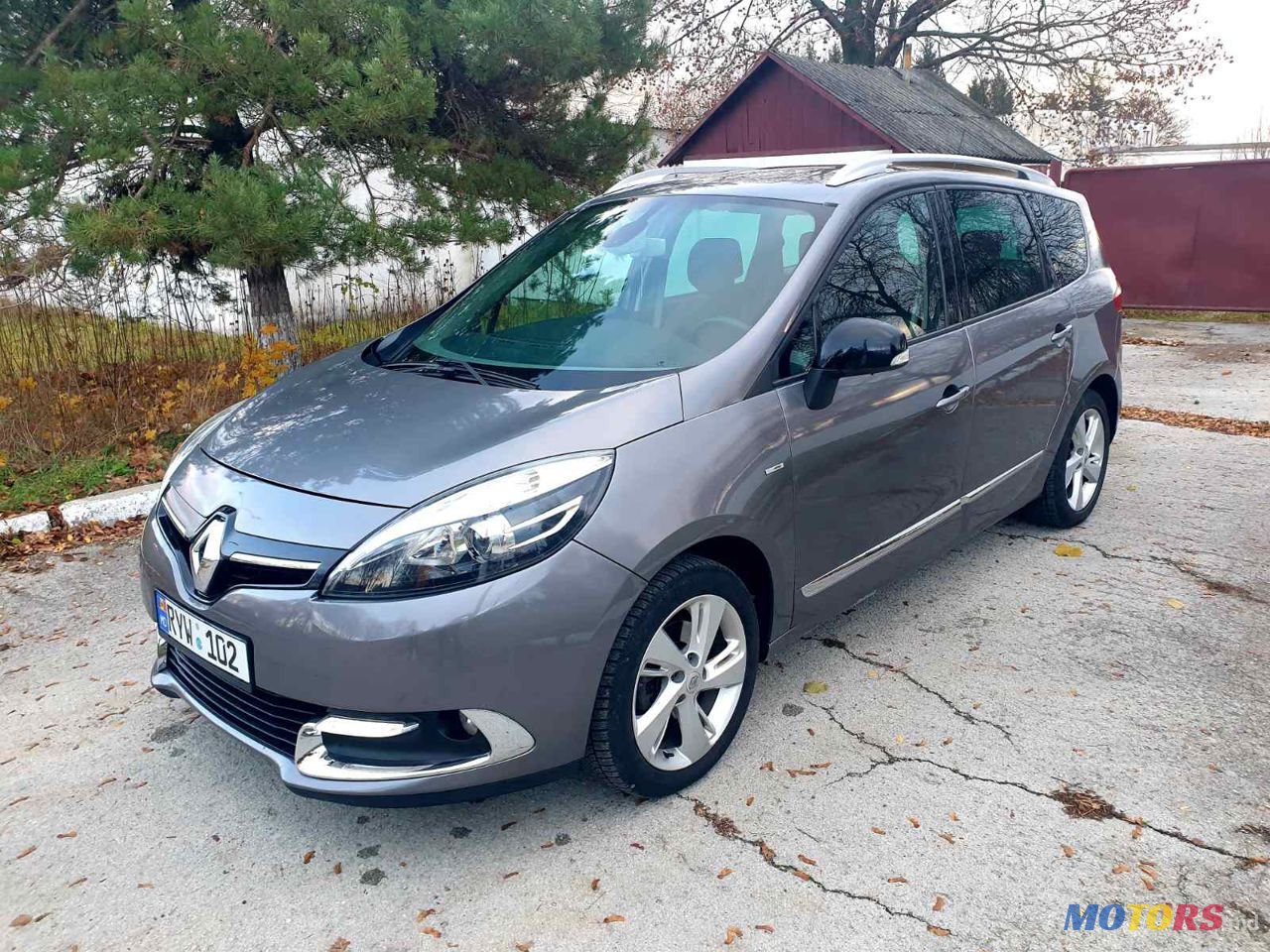 2013' Renault Grand Scenic photo #2