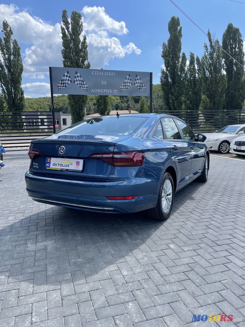 2018' Volkswagen Jetta photo #3