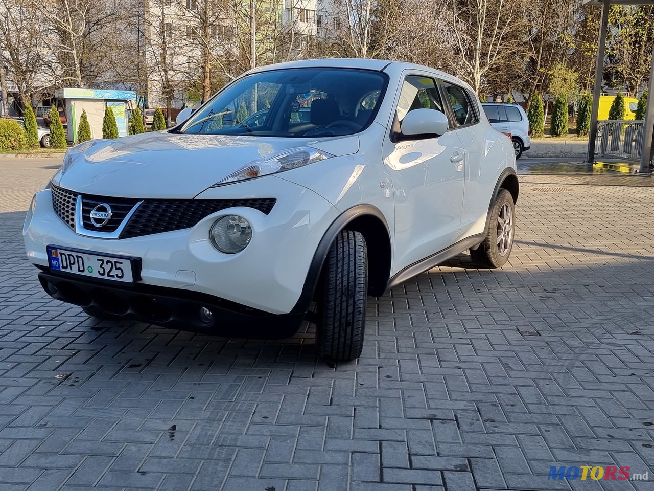 2012' Nissan Juke photo #2