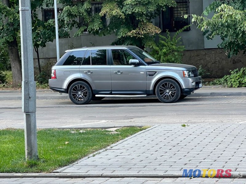 2010' Land Rover Range Rover Sport photo #6