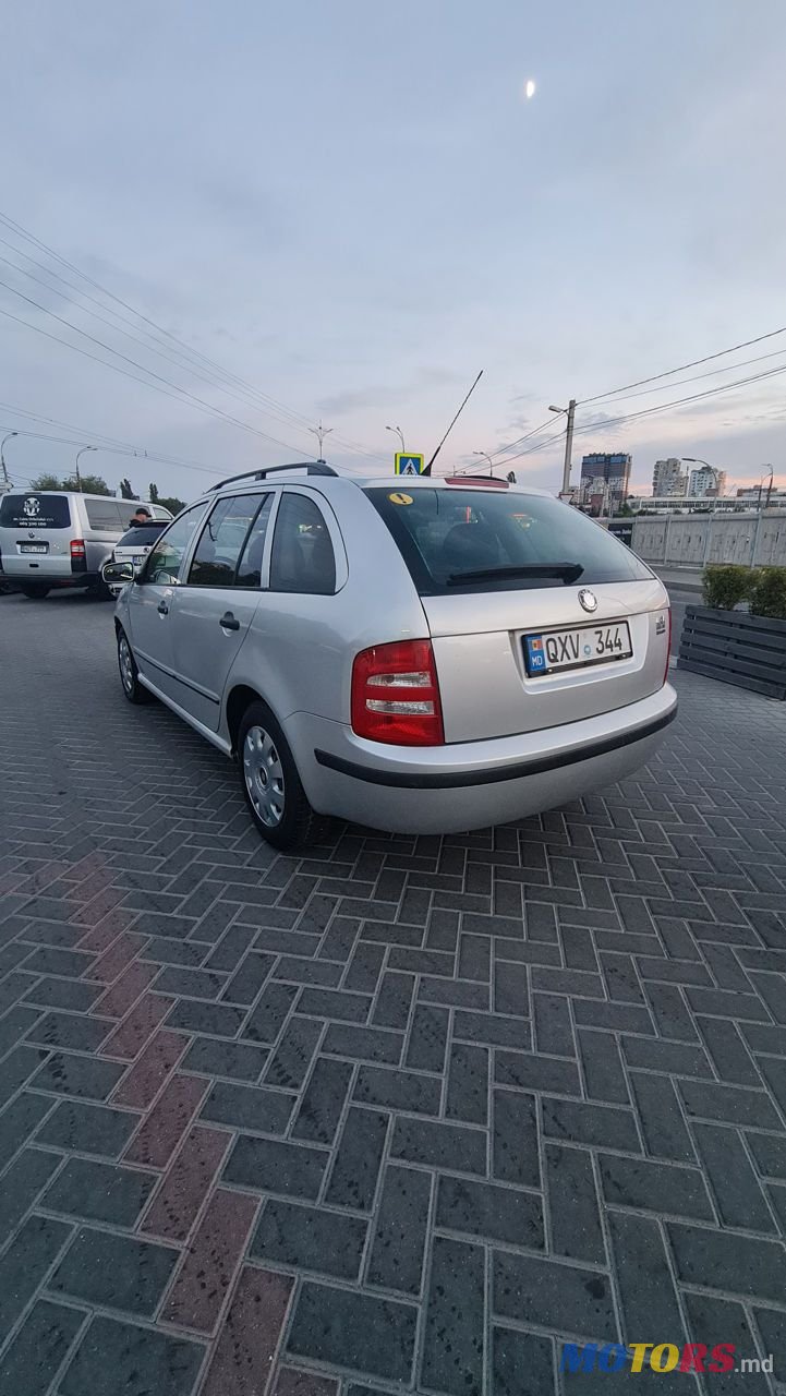 2003' Skoda Fabia photo #3