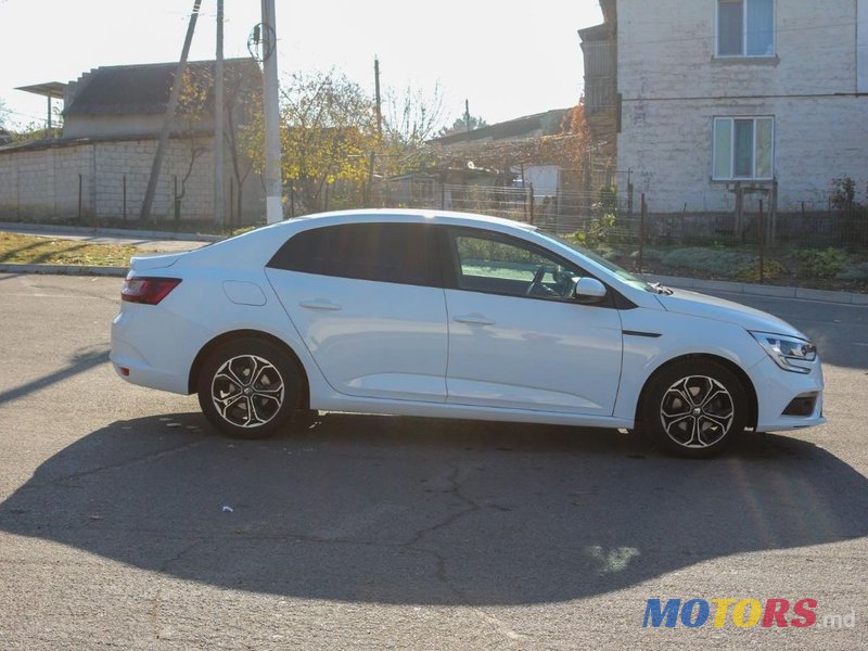 2019' Renault Megane photo #1