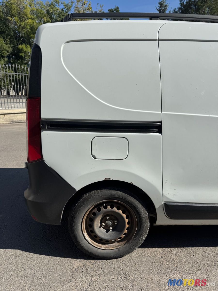 2013' Dacia Dokker photo #3