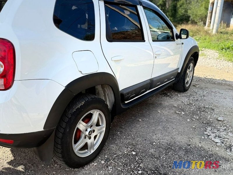 2010' Dacia Duster photo #6