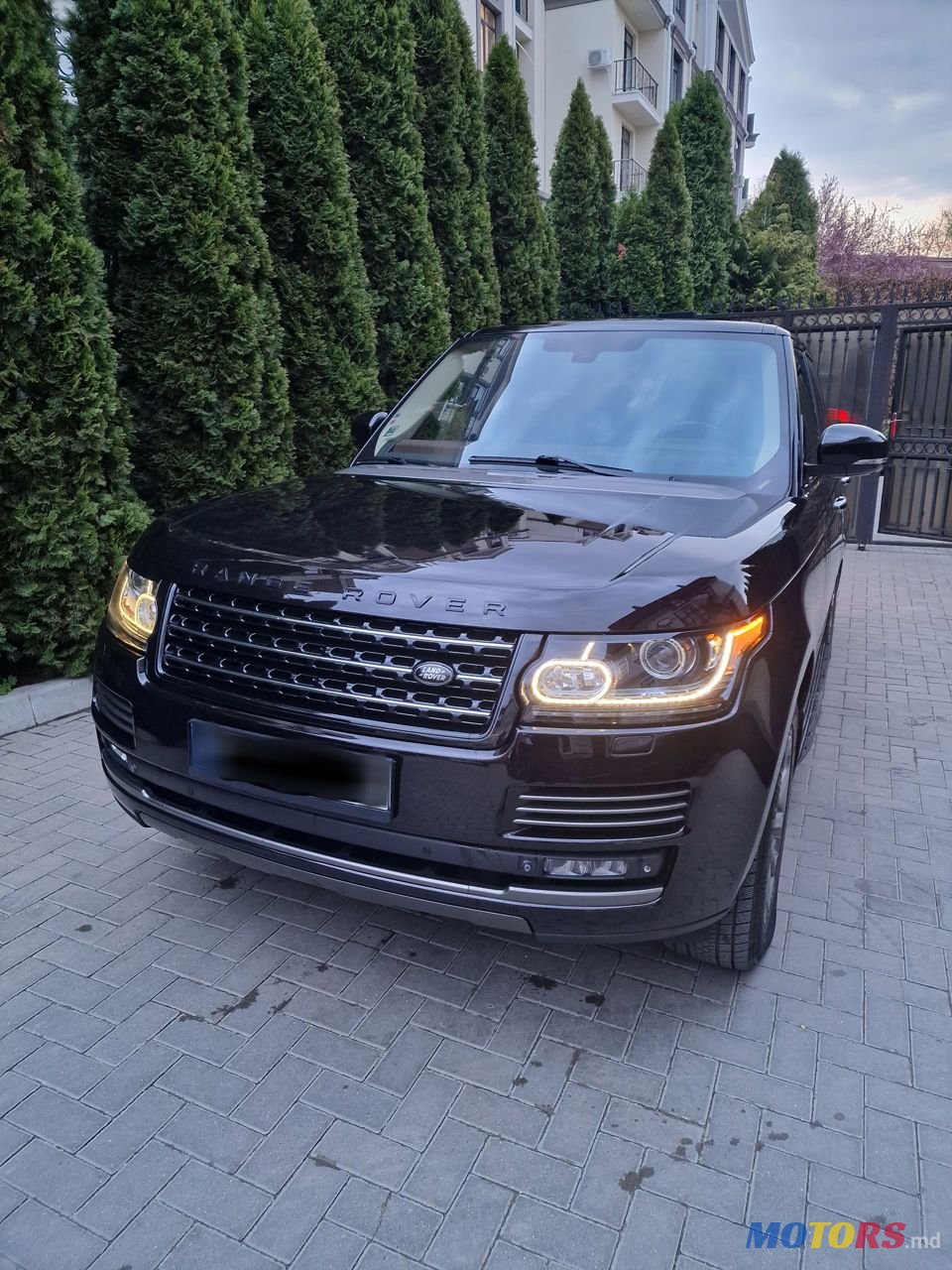 2013' Land Rover Range Rover photo #1