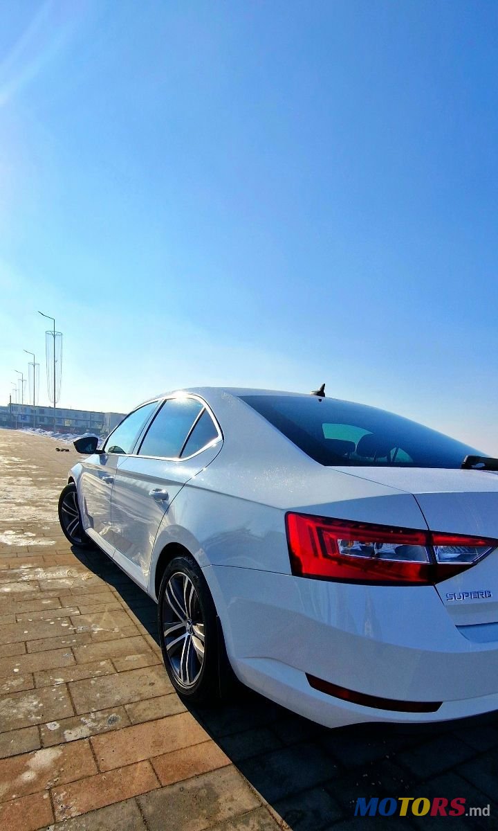 2020' Skoda Superb photo #5