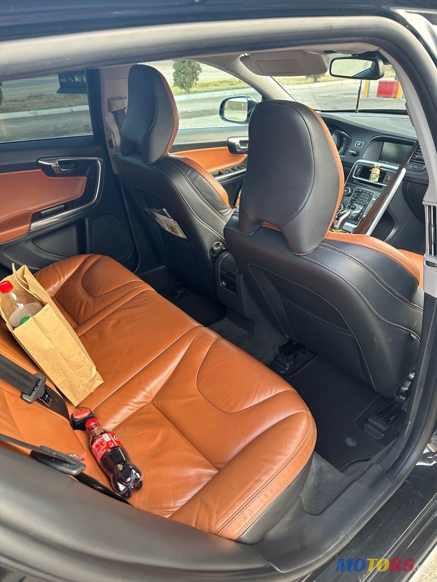 2013' Volvo V60 photo #2