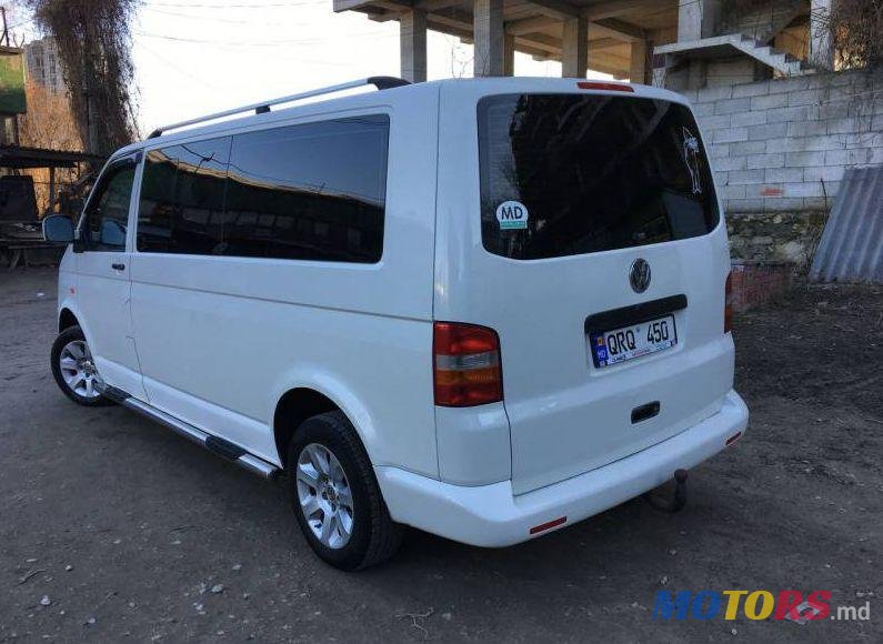 2008' Volkswagen Transporter photo #1