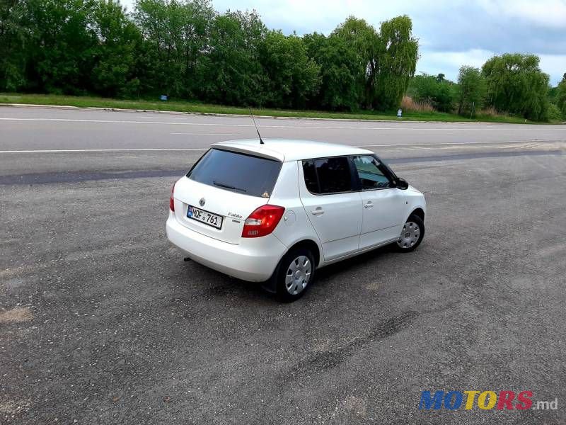 2011' Skoda Fabia photo #5