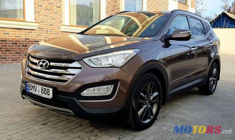 2013' Hyundai Santa Fe photo #1