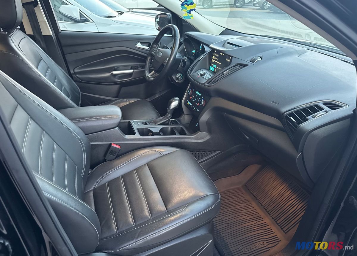 2018' Ford Escape photo #5