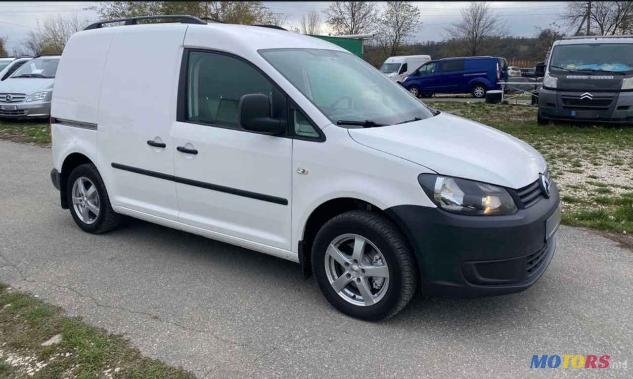 2013' Volkswagen Caddy photo #1