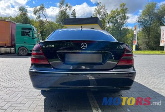 2004' Mercedes-Benz E Класс photo #5