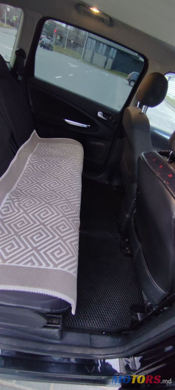 2012' Ford S-Max photo #6