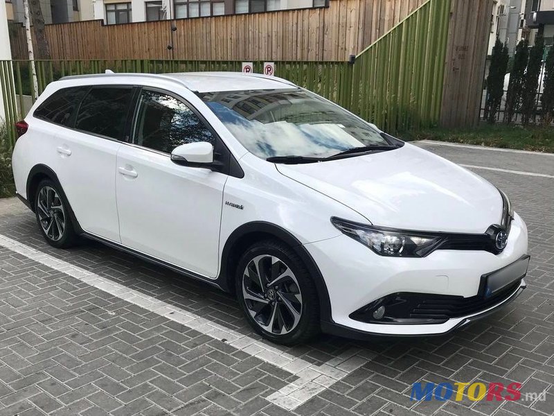 2016' Toyota Auris photo #1