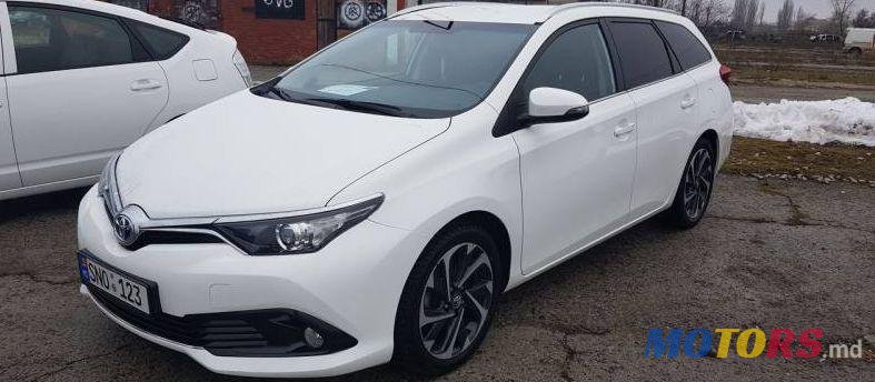 2016' Toyota Auris photo #1