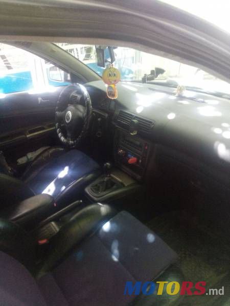 1997' Volkswagen Passat photo #2