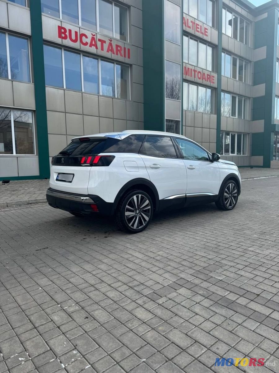 2019' Peugeot 3008 photo #2
