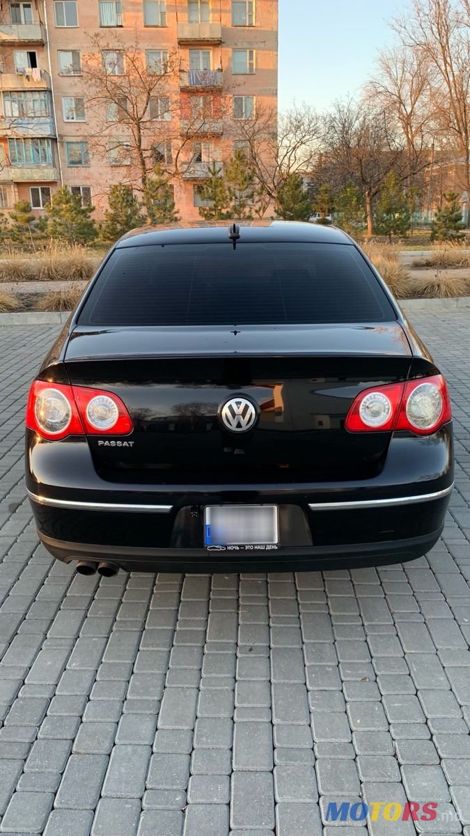 2006' Volkswagen Passat photo #3