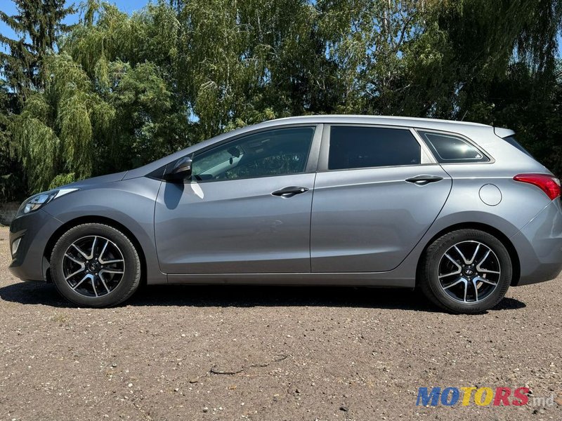 2014' Hyundai i30 photo #6