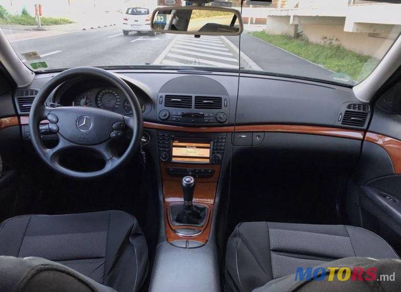 2008' Mercedes-Benz E photo #2