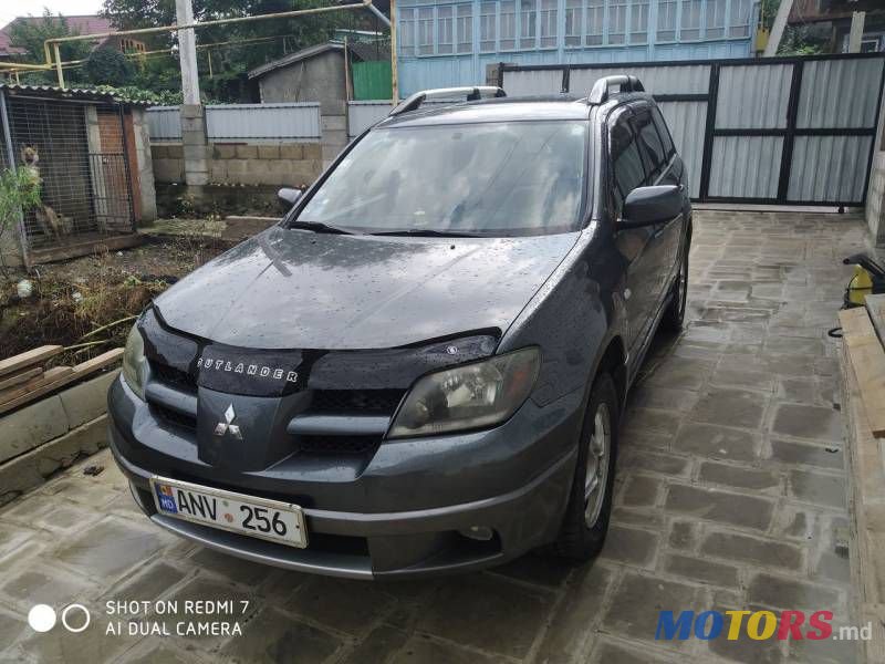 2003' Mitsubishi Outlander photo #3