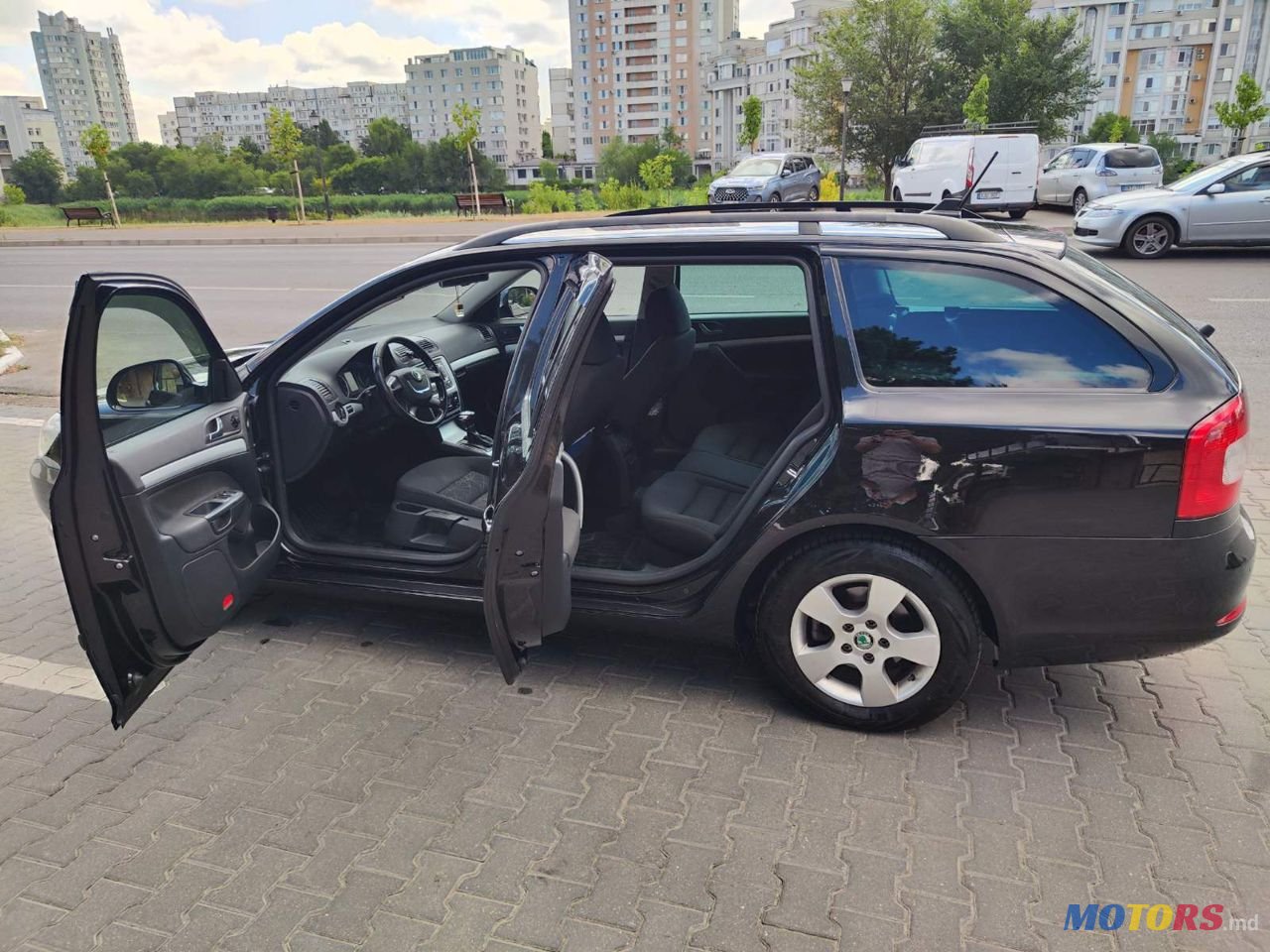 2011' Skoda Octavia photo #6