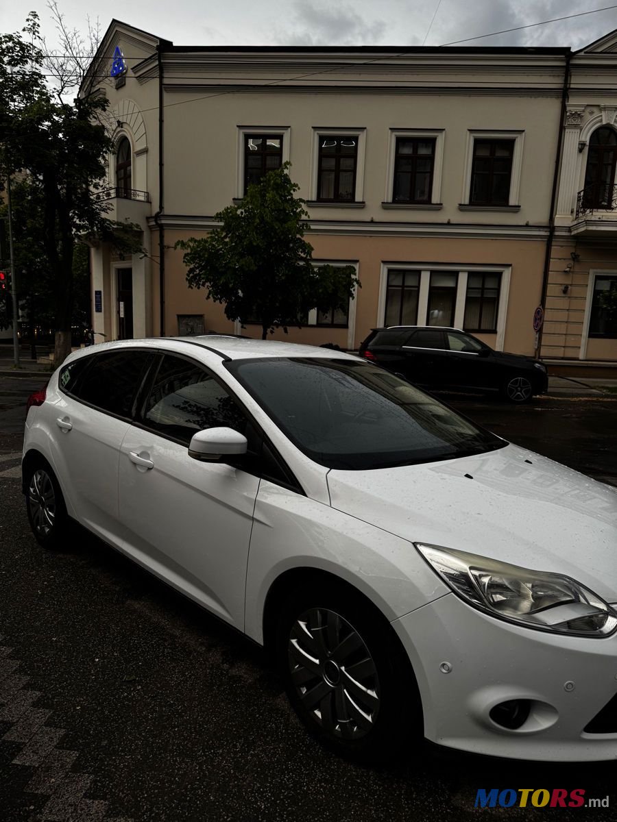 2014' Ford Focus photo #5