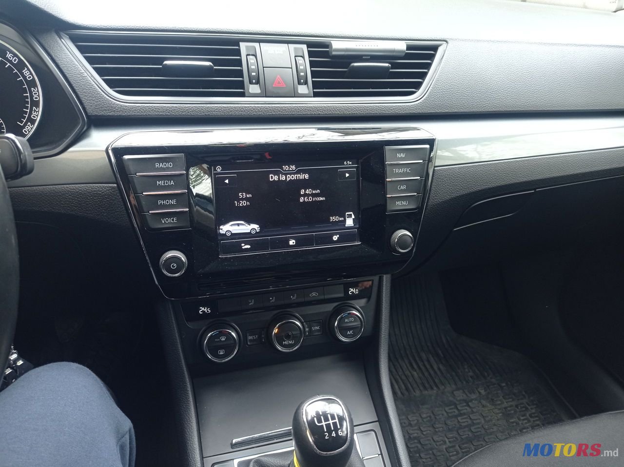 2015' Skoda Superb photo #4