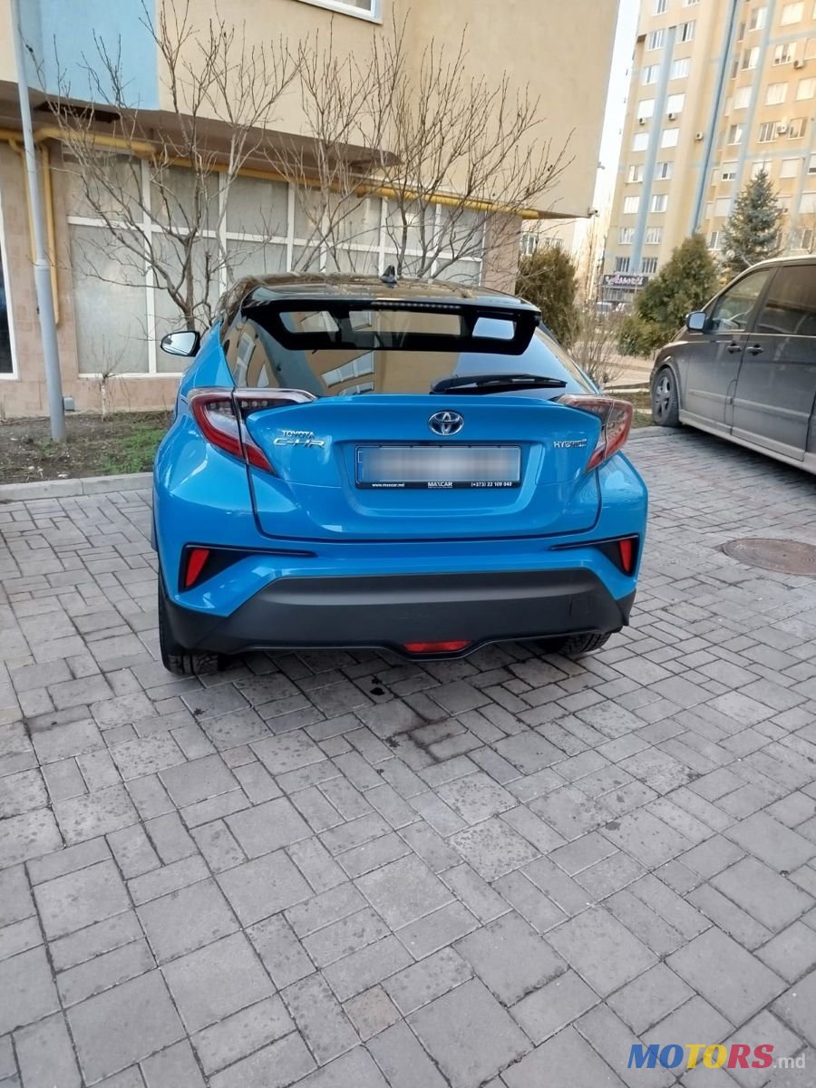 2019' Toyota C-HR photo #6