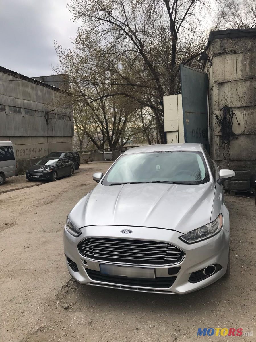 2013' Ford Fusion photo #4