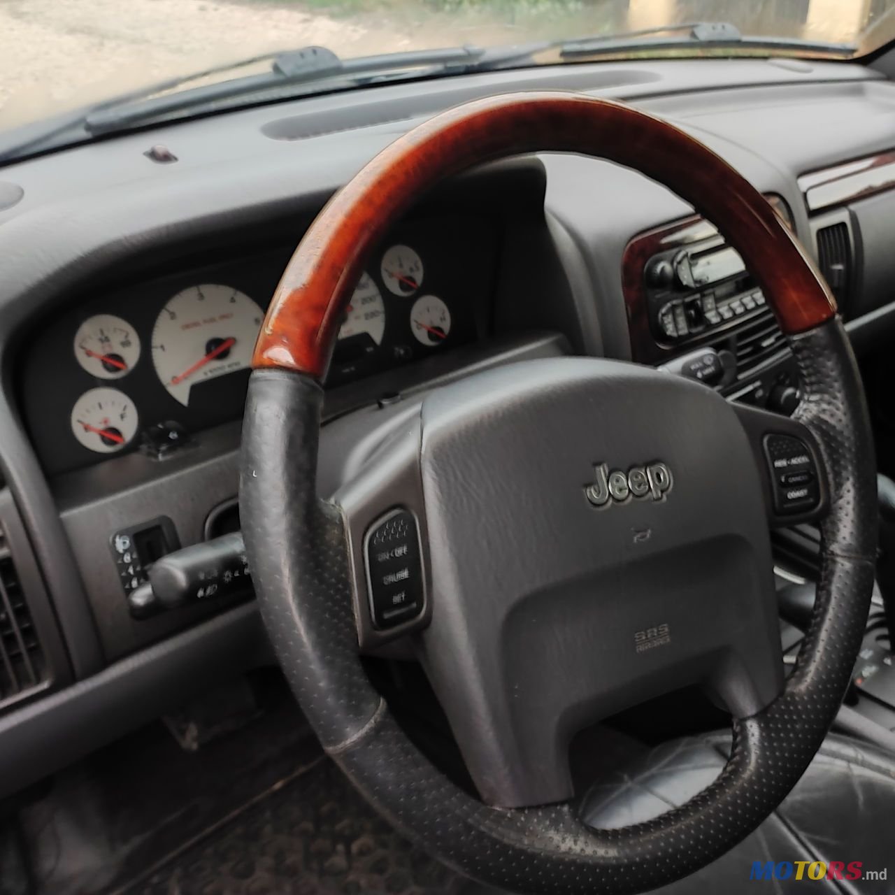 2001' Jeep Grand Cherokee photo #5