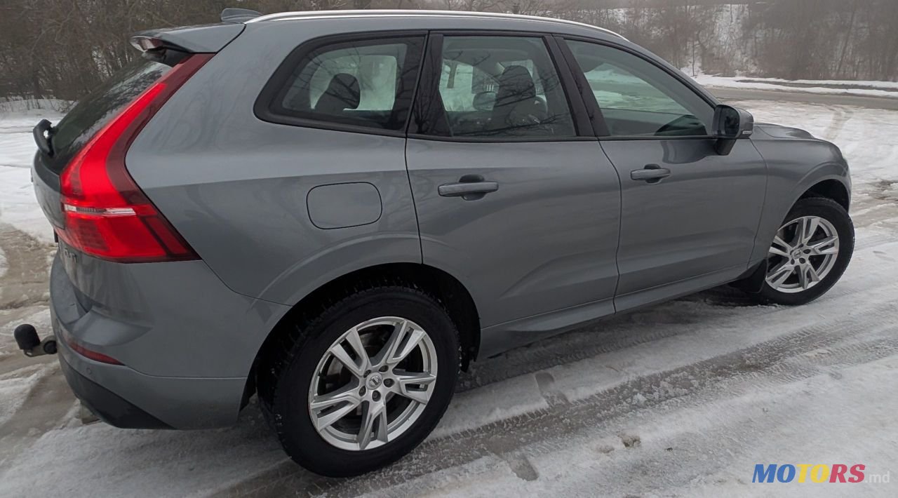 2019' Volvo XC60 photo #3