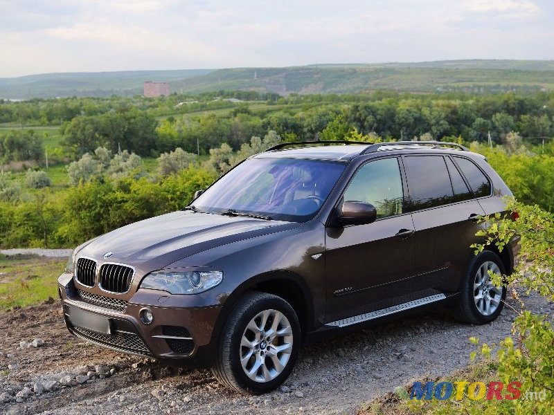 2011' BMW X5 photo #2