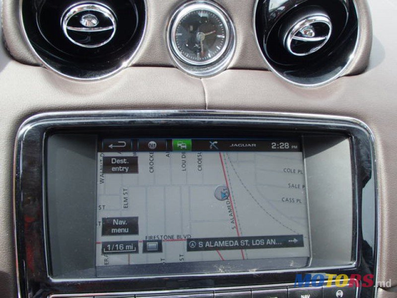 2014' Jaguar XJ photo #2